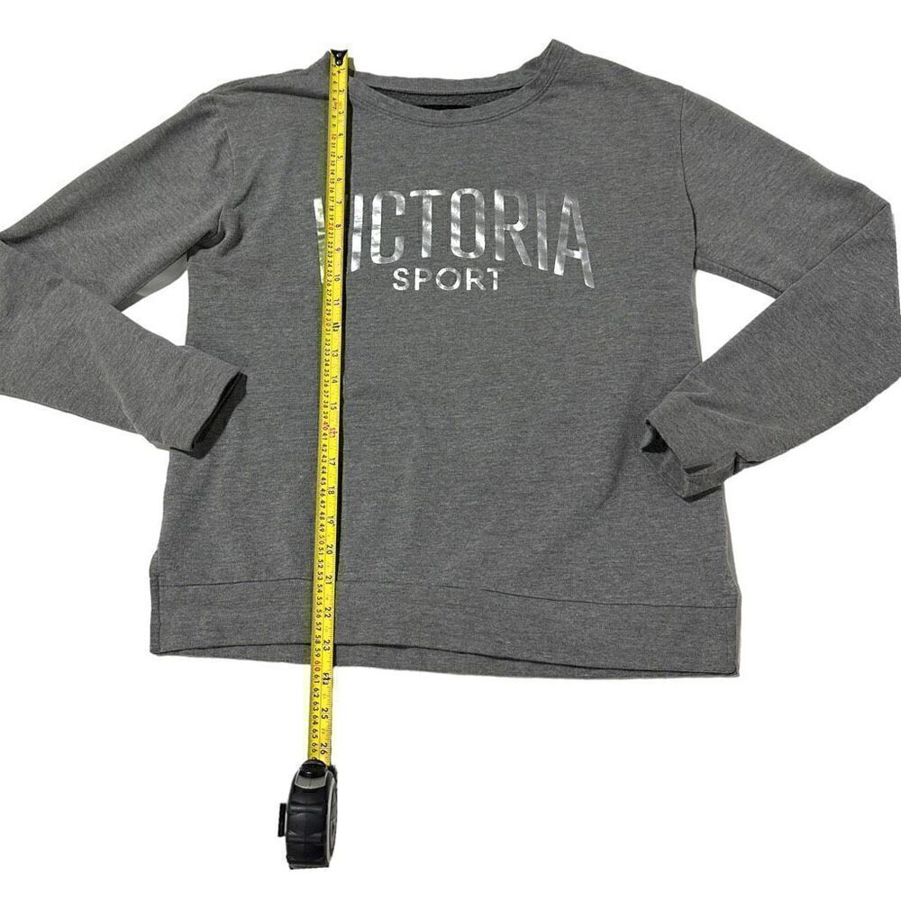 Victoria's Secret Womens Gray Long Sleeve Crew Neck Graphic Print Sweatshirt Siz - Picture 8 of 15